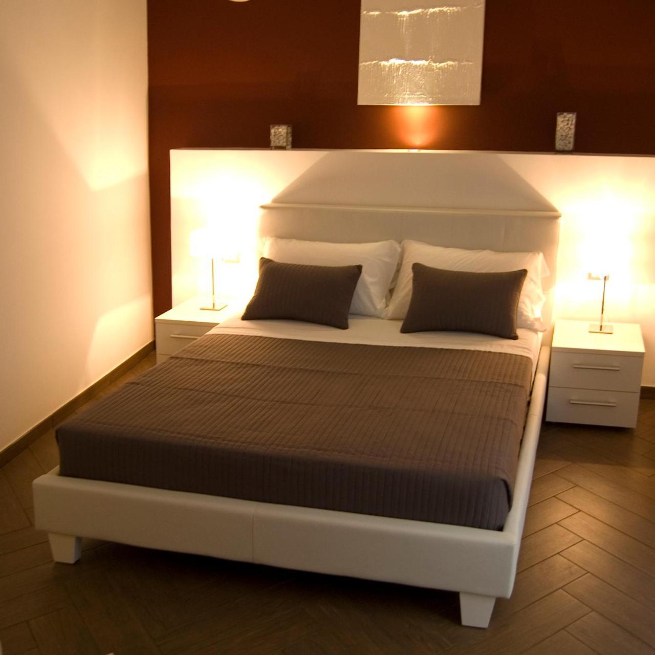 Palazzo della Poesia Casa Vacanze — 4-Star Luxury Hotel in Salerno, Italy