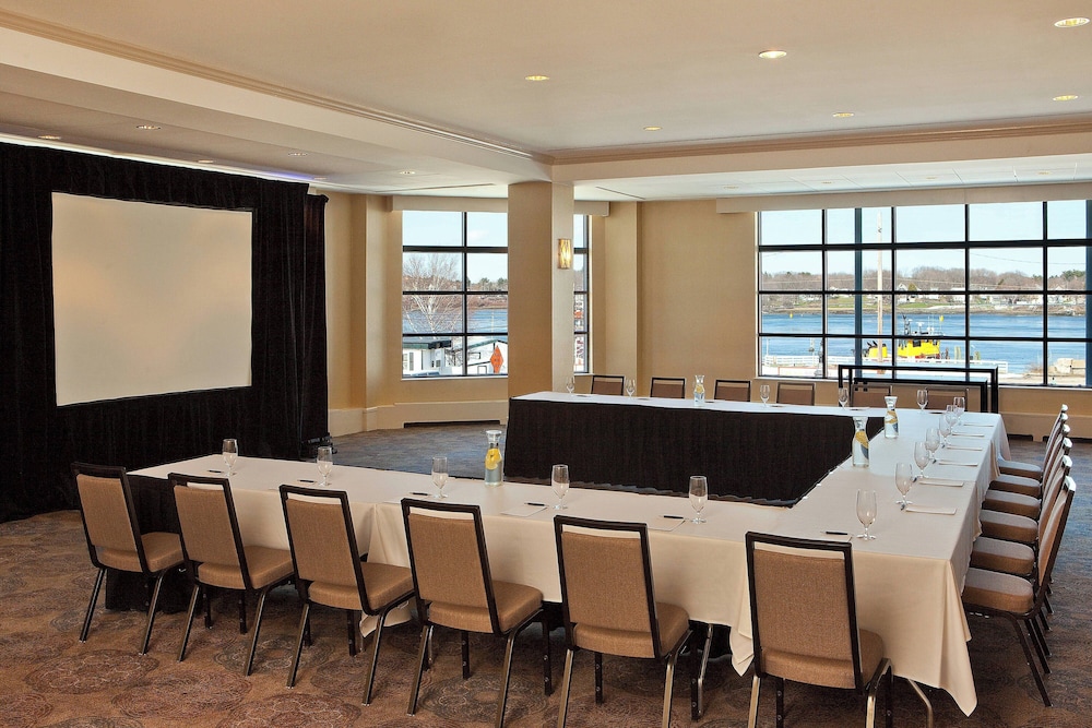 Sheraton Portsmouth Harborside Hotel - photo 41