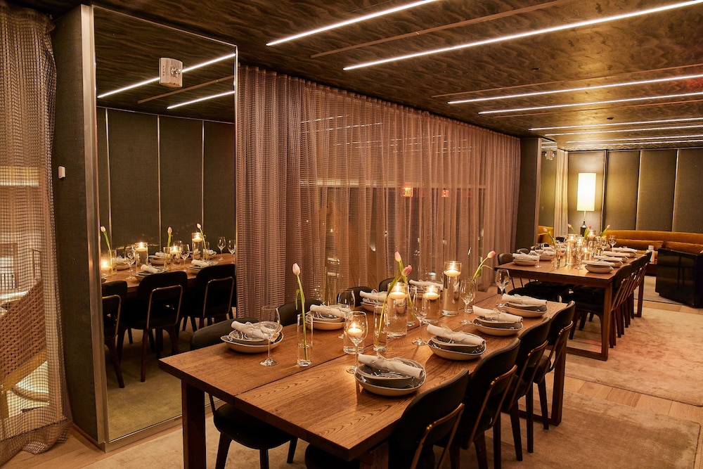 Hotel Indigo Williamsburg Brooklyn by IHG - photo 32
