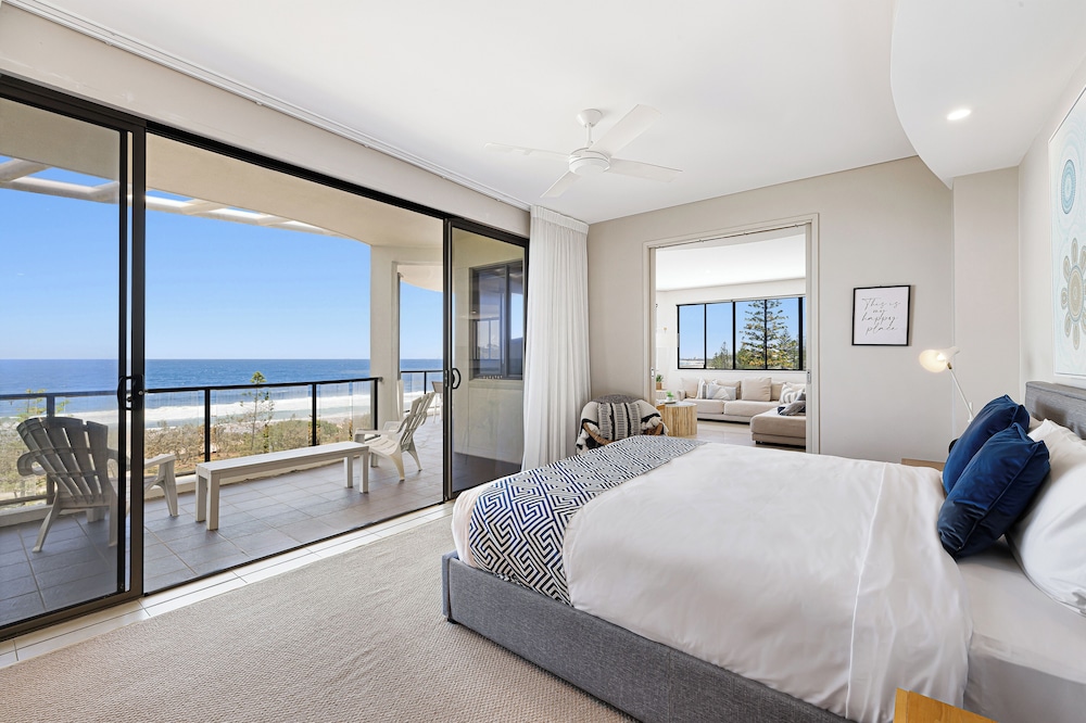 Meridian Alex Beach Apartments — 4-Star Luxury Hotel in Alexandra Headland, Australia