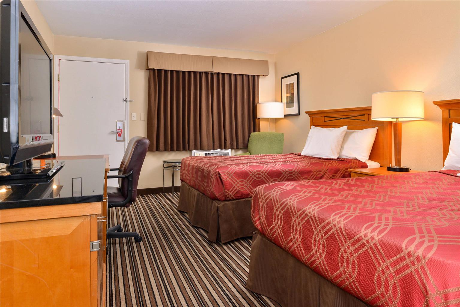 Econo Lodge Kennewick Tri Cities - photo 13