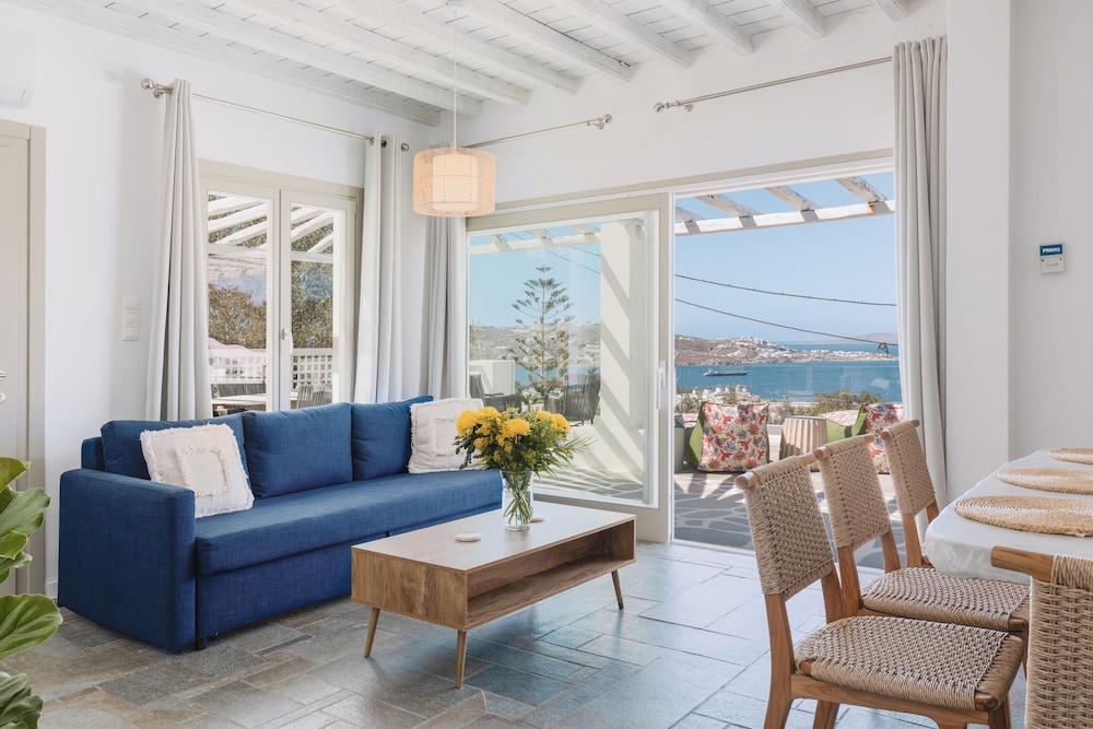 Mykonos Lagom — 4-Star Luxury Hotel in Mykonos, Greece