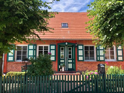 Ferienwohnung Leitzsch — 4-Star Luxury Hotel in Wustrow, Germany