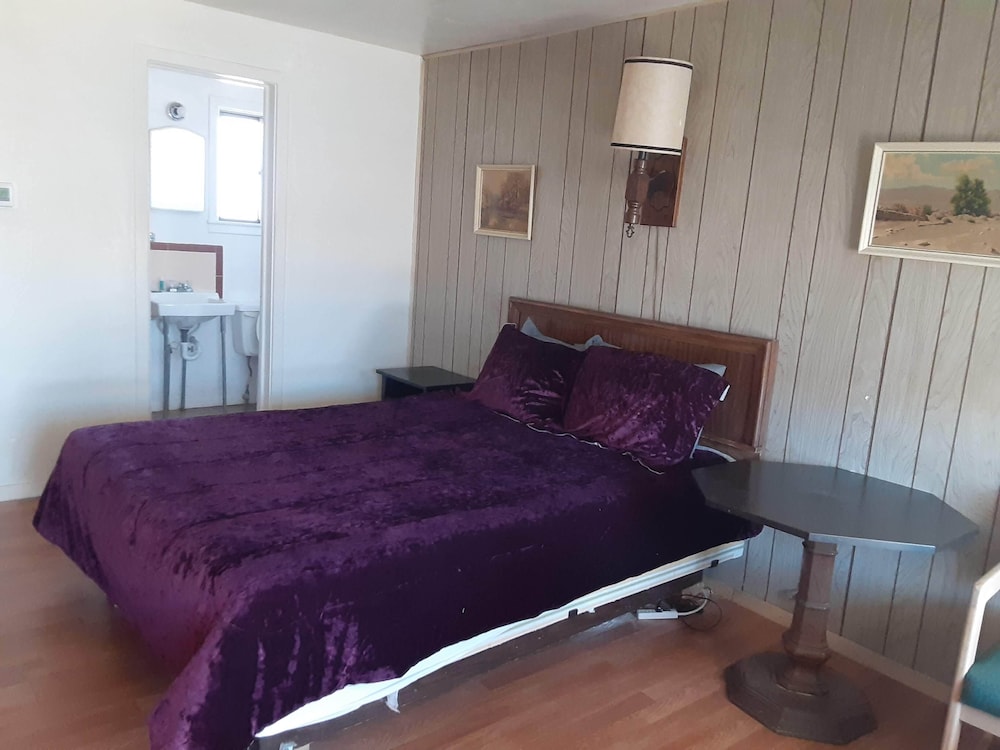 66 Motel - photo 2