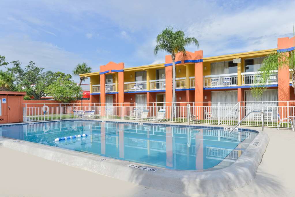 Americas Best Value Inn Sarasota Downtown - photo 28