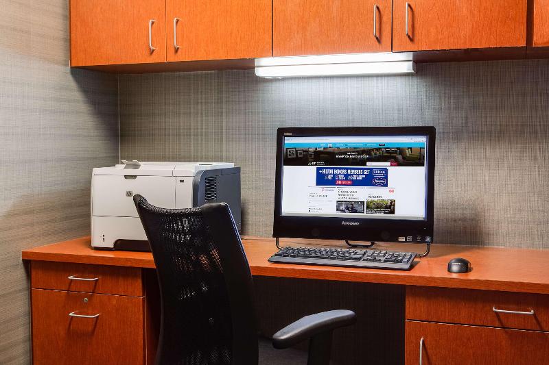 Hampton Inn Dubuque - photo 7
