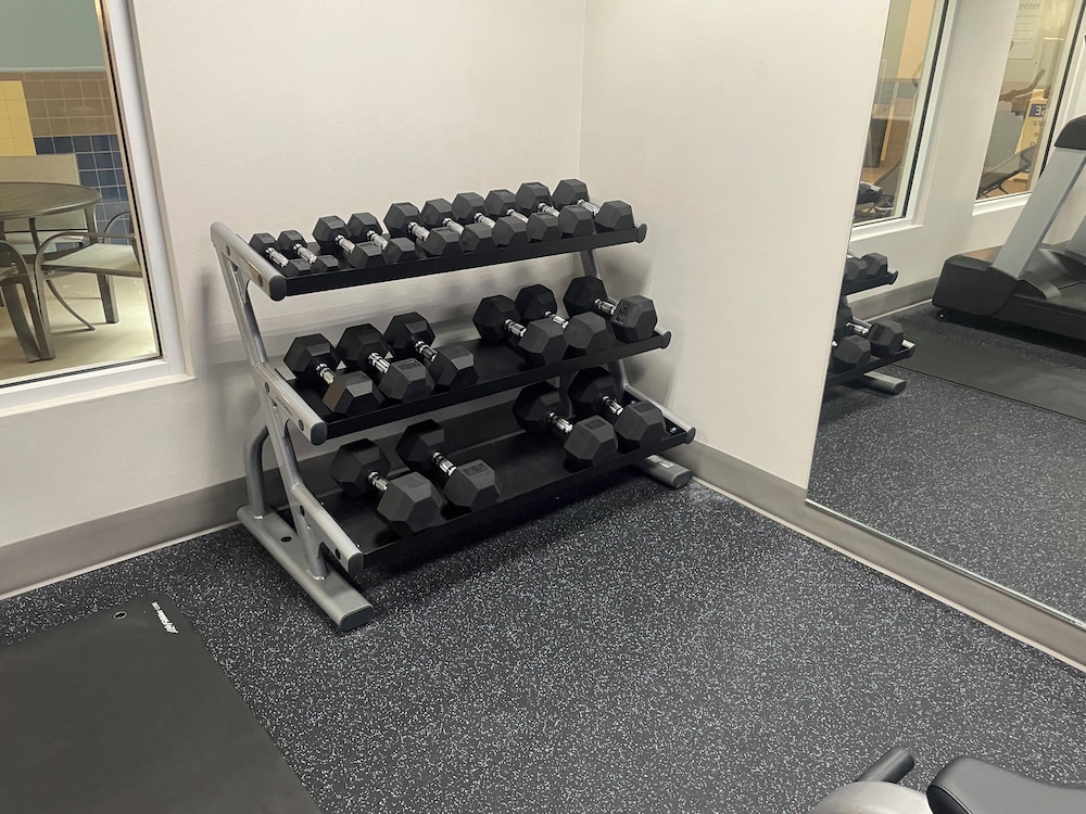 Holiday Inn Express Hotel & Suites Raleigh SW NC State by IHG - photo 71