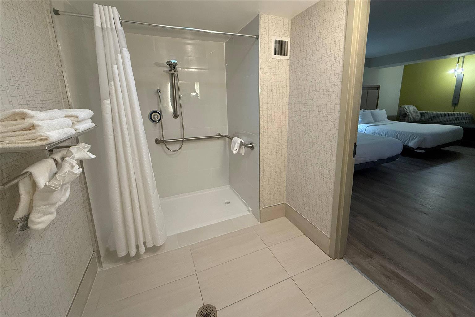Country Inn&Suites Downtown Albany New York - photo 18