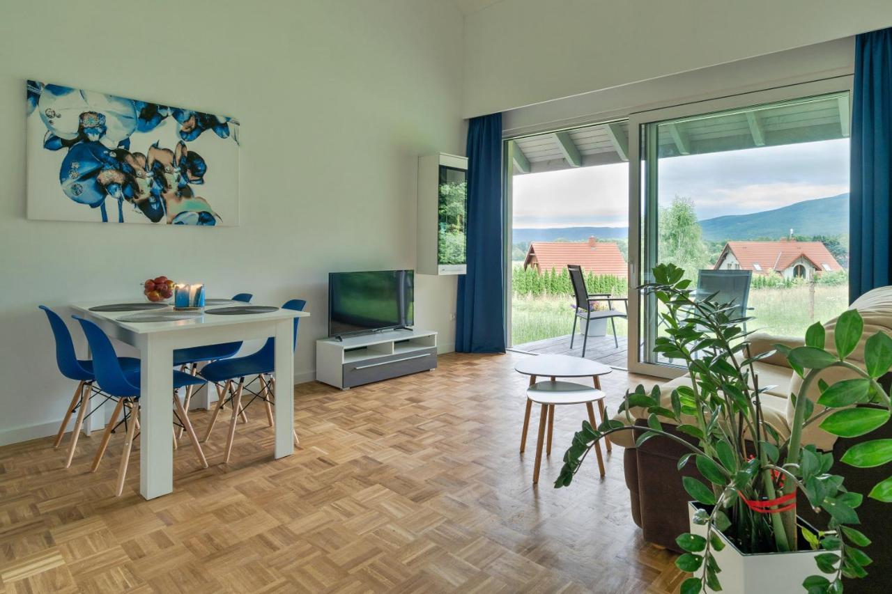 Domek Ale Fajnie Taras Z Widokiem Na Gory in Karpacz, Poland