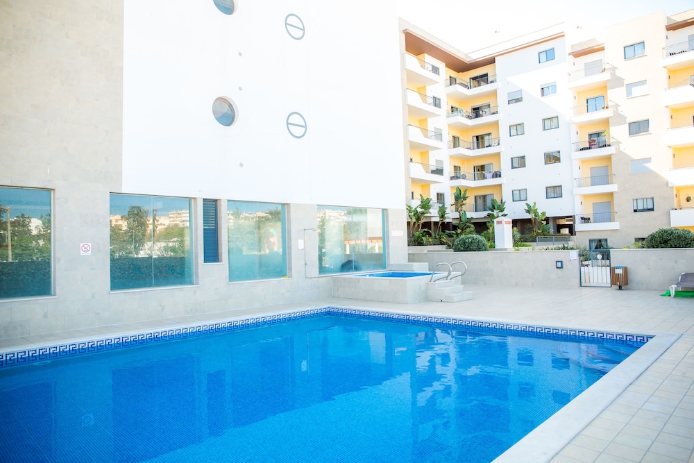 B05 Luxury Central 2 Bed With Spa By Dreamalgarv in Lagos, Portugal