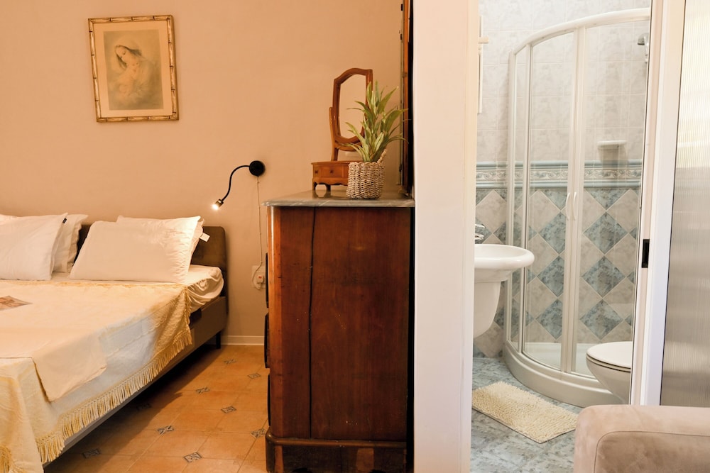 A Cosy Nest Overlooking The Sea — Birzebbuga — photo 5
