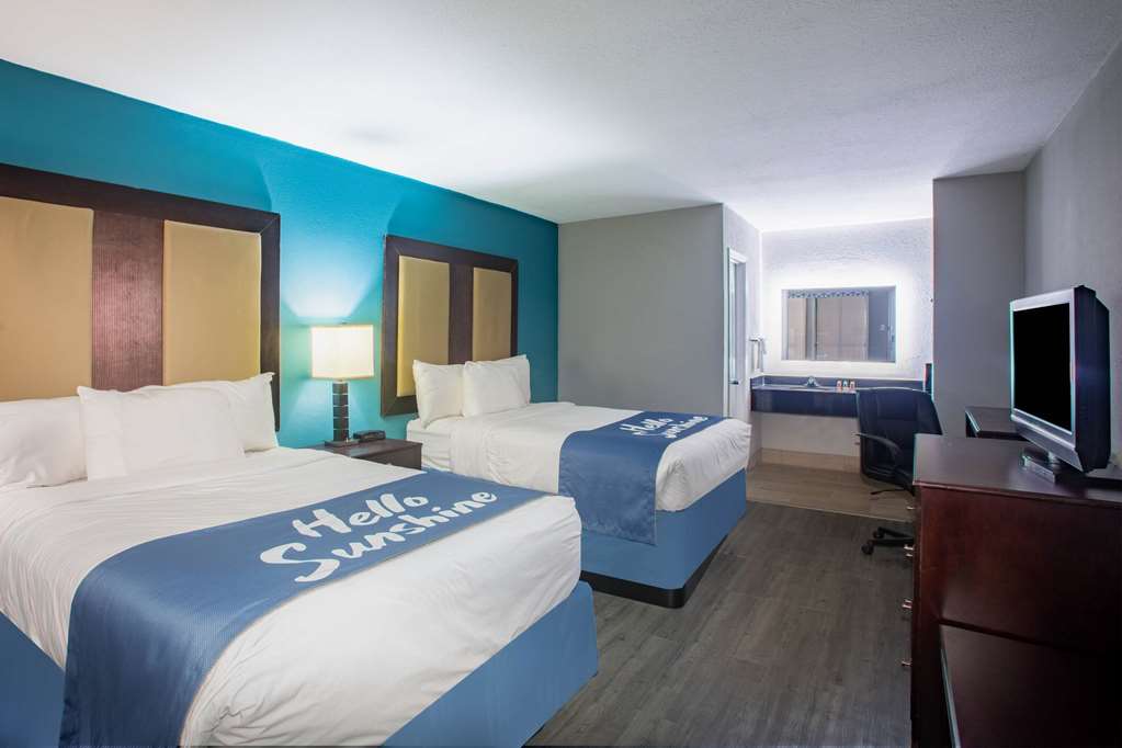 Days Inn by Wyndham Mobile I 65 - photo 11