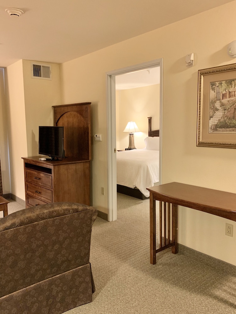 Staybridge Suites Albuquerque Airport by IHG - photo 7