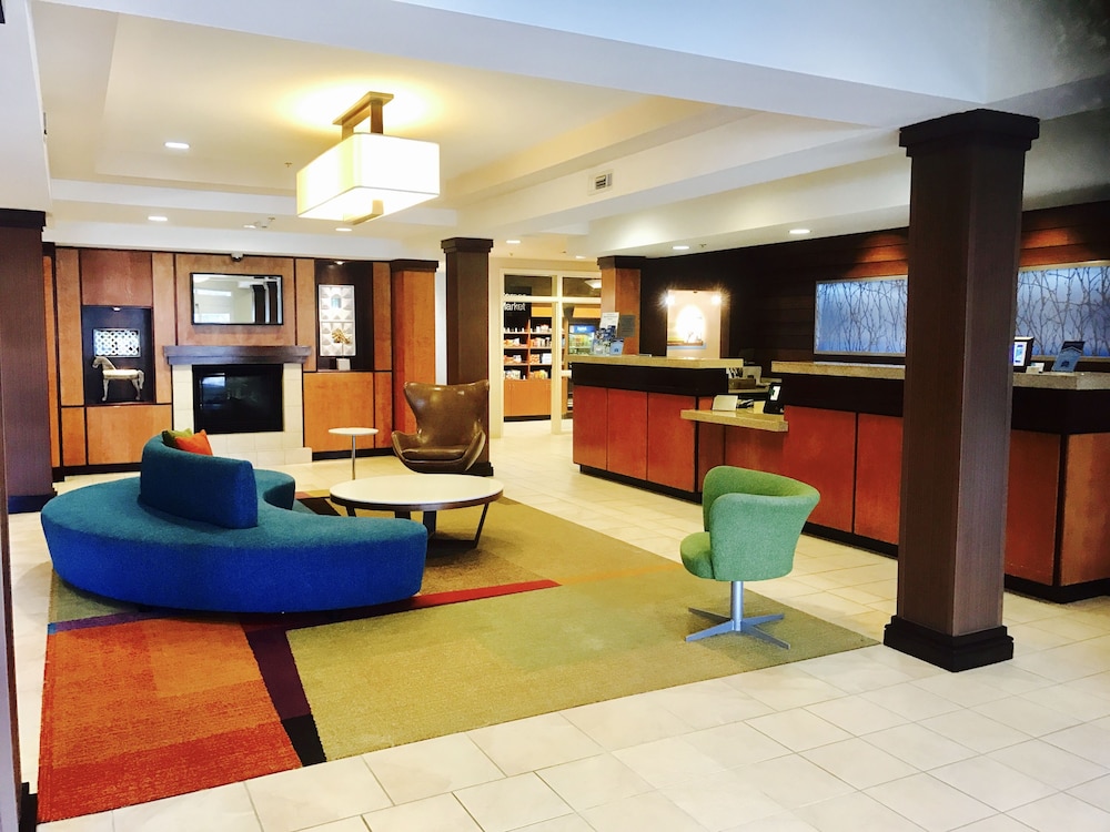 Fairfield Inn & Suites by Marriott Sacramento Airport Natomas - photo 2