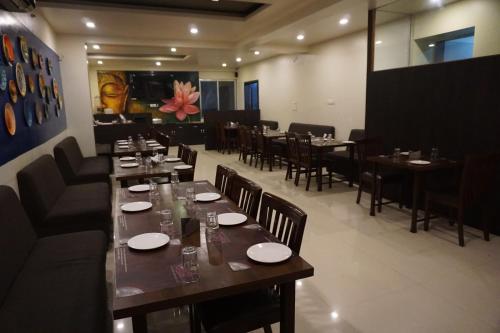 Hotel Yash Executive — Aurangabad — photo 2