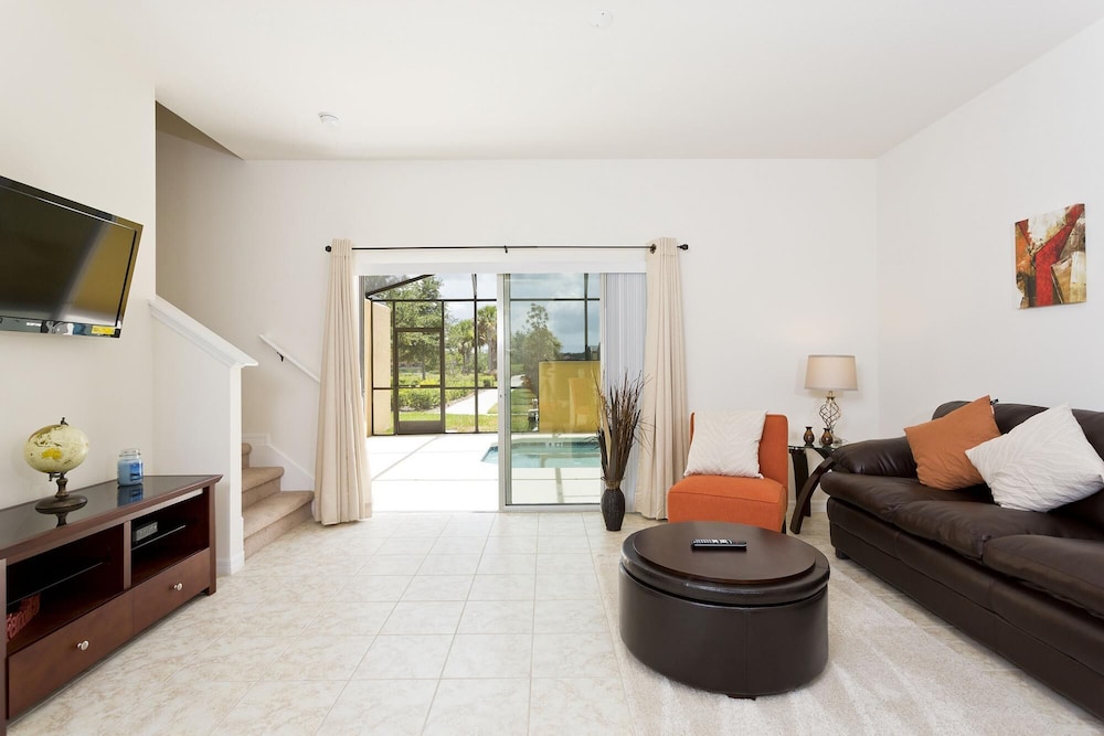 3Br 3Bath Townhome BBQ Pool 15min Disney 1291ft - photo 10
