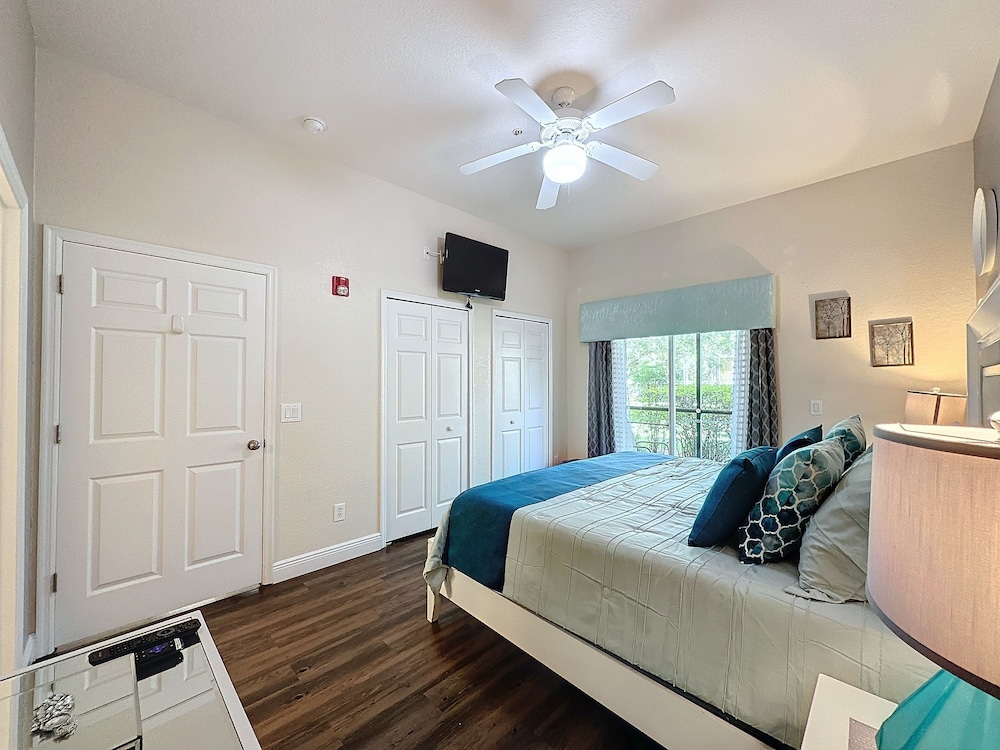 3 Bed 2 Bath Condo Bahama Bay Resort - photo 12