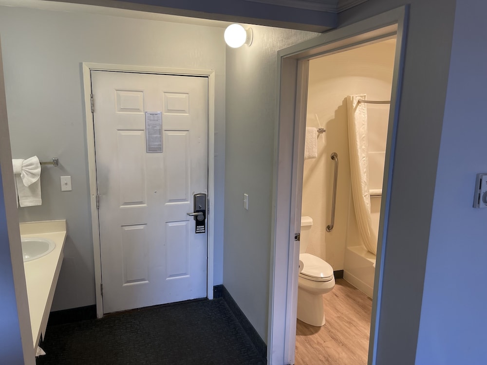 Seabird Lodge - photo 25
