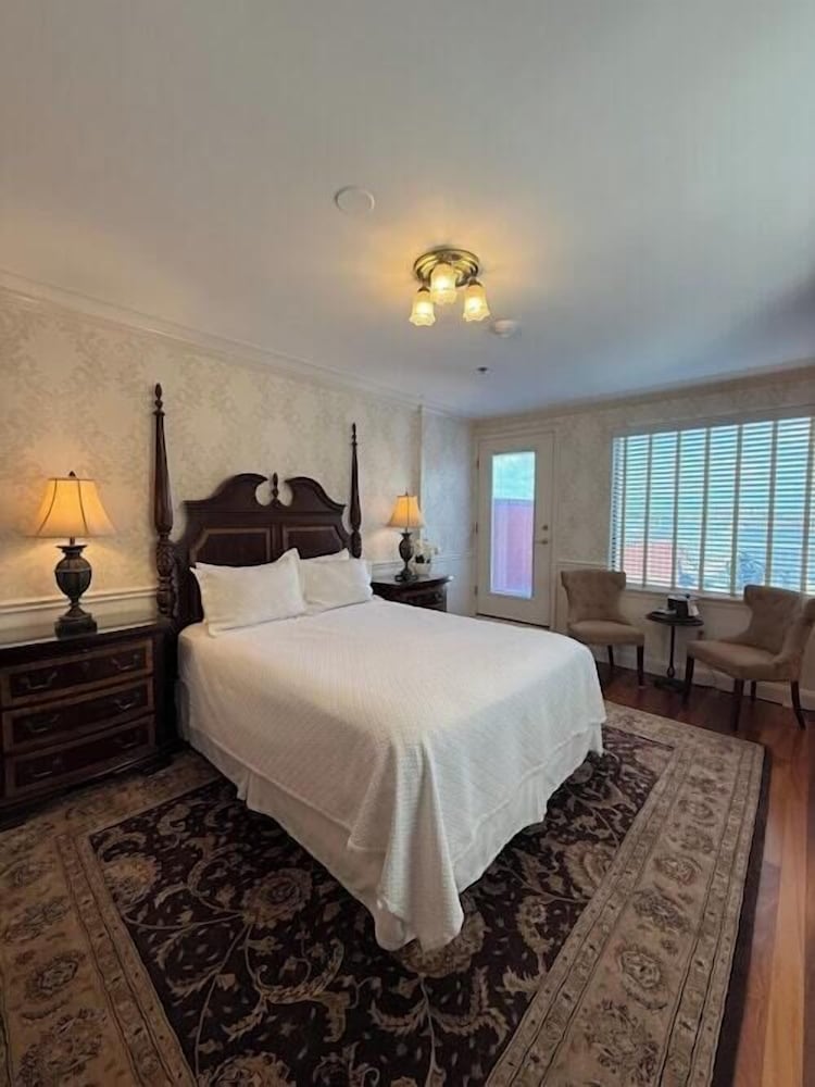 Penn's View Hotel - photo 48