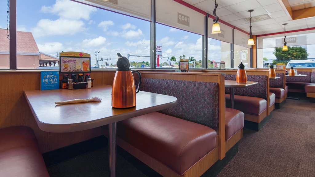 Best Western Fort Myers Waterfront - photo 4