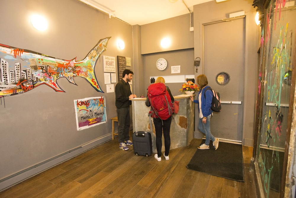 Explore Hotel & Hostel - photo 5