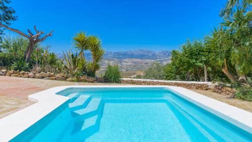 Casa de Juanito ViA uela by Ruralidays — 4-Star Luxury Hotel in Vinuela, Spain