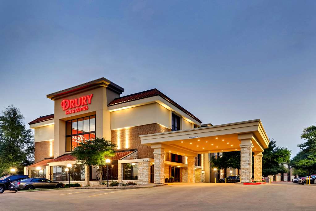Drury Inn & Suites Austin North - photo 2