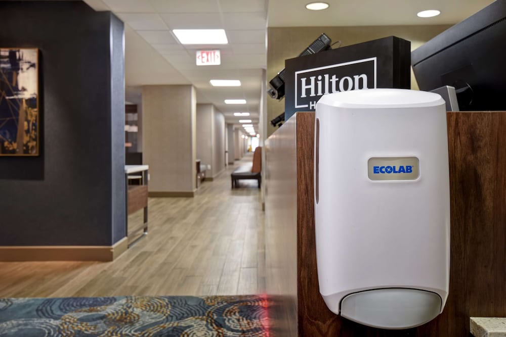 Hampton Inn Birmingham Colonnade 280 - photo 9