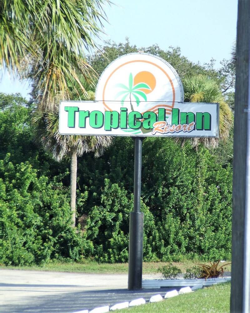 Tropical Inn Resort - photo 18