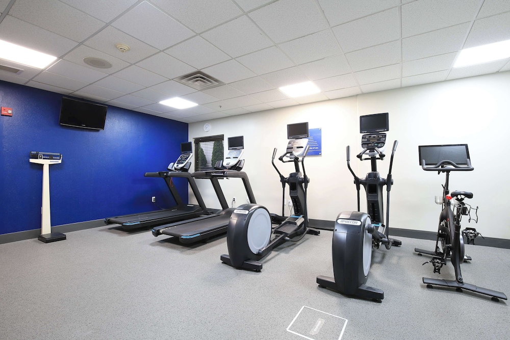 Hampton Inn Bordentown - photo 18