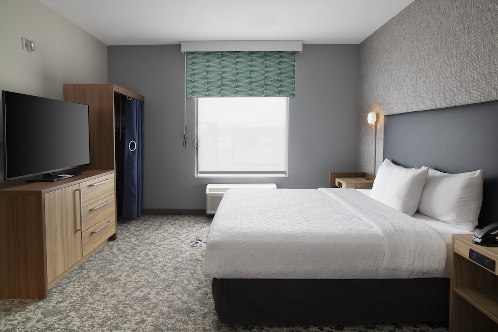 Home2 Suites by Hilton Dallas East - photo 11