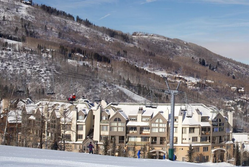 Highlands Slopeside by East West Hospitality - photo 391