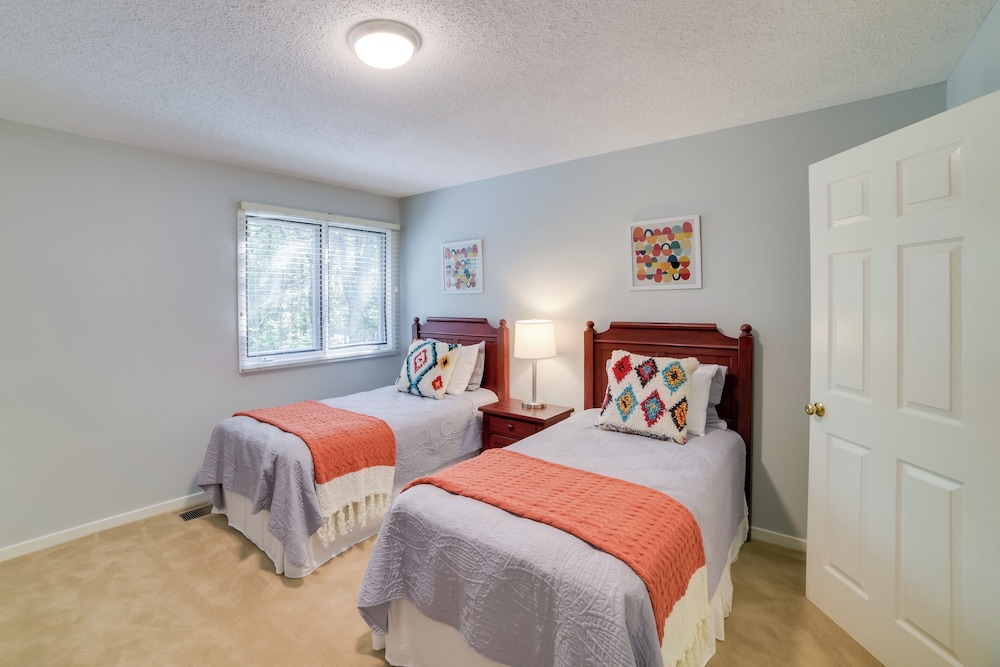 Wintergreen Resort Condo w Deck; Ski Hike Shops - photo 20
