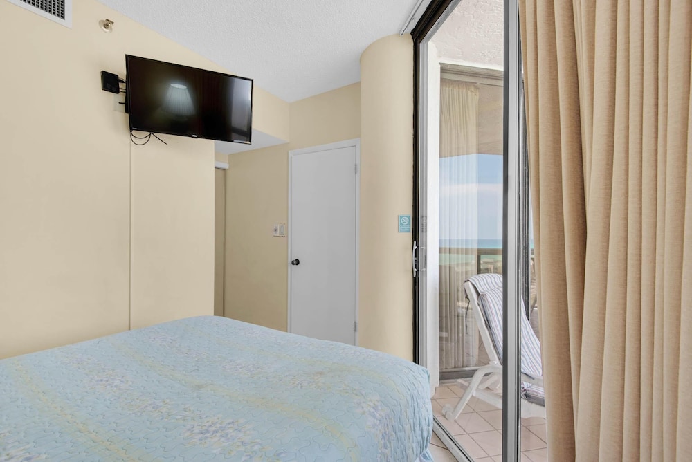Surfside Resort #1103 - photo 5