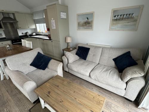 Sandy Bay Hideaway Part of the The Bay Filey Holiday Village with pool gym and direct beach access pub restaurant tennis and meadows walks