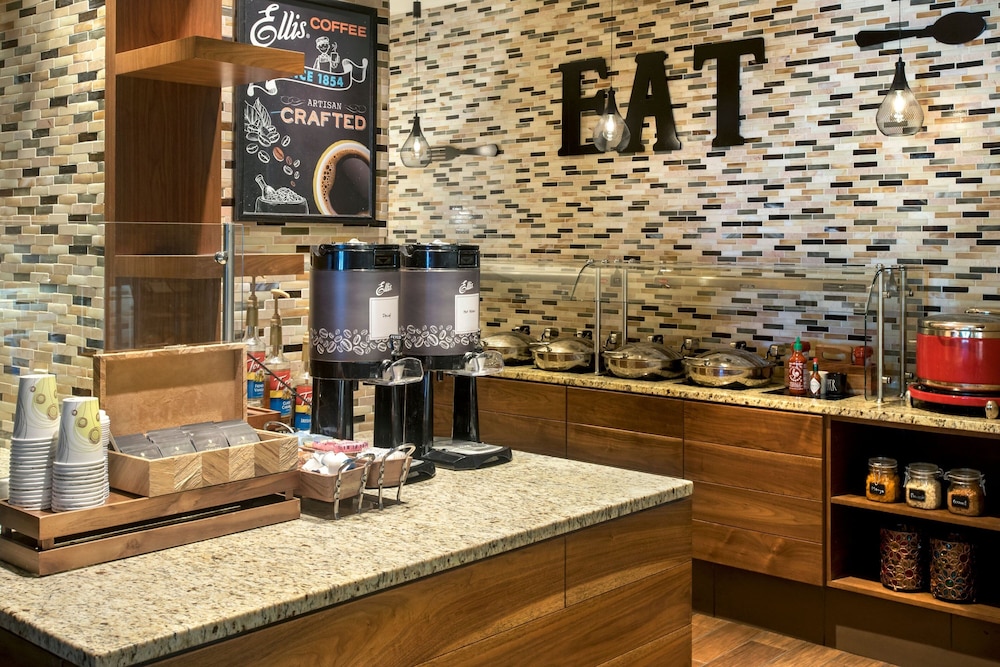 Philadelphia Airport Marriott - photo 42
