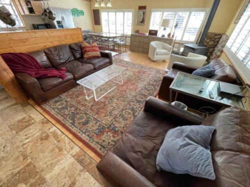 Secluded Mountain Retreat — 4-Star Luxury Hotel in Tehachapi, United States