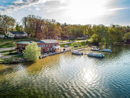 1BR Fife Lake Haven with Fire Pit & Hot Tub in Unknown City, United States