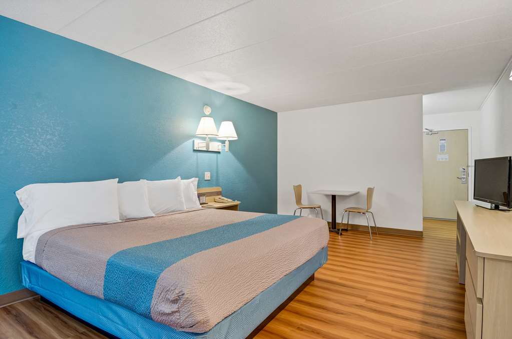 Motel 6 Big Springs NE - photo 12