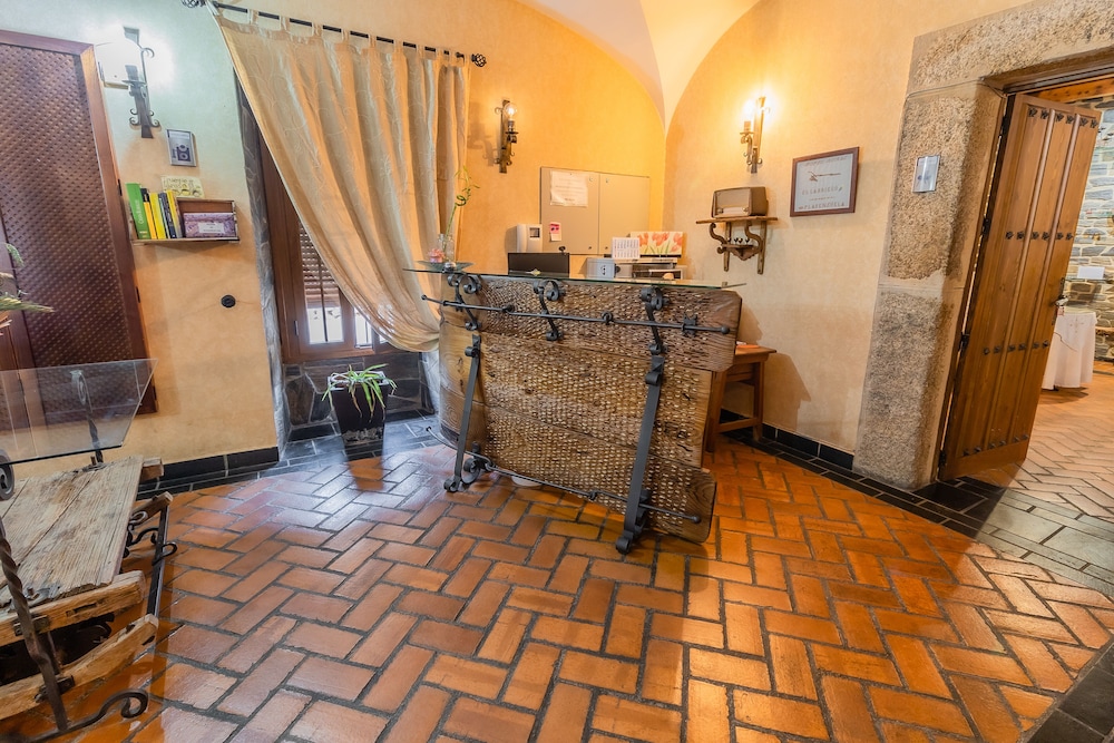 Hotel Rural El Labriego By Vivere Stays — Plasenzuela — photo 3