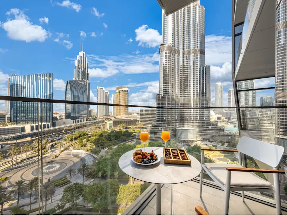 Vogue Address Residences Downtown near Dubai Mall Burj Khalifa — 4-Star Luxury Hotel in Dubai, United Arab Emirates
