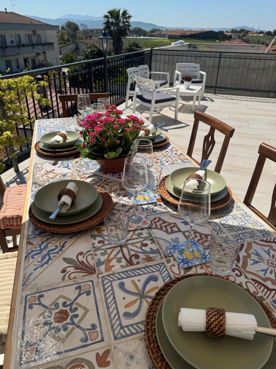 Come a Casa — 4-Star Luxury Hotel in None, Italy