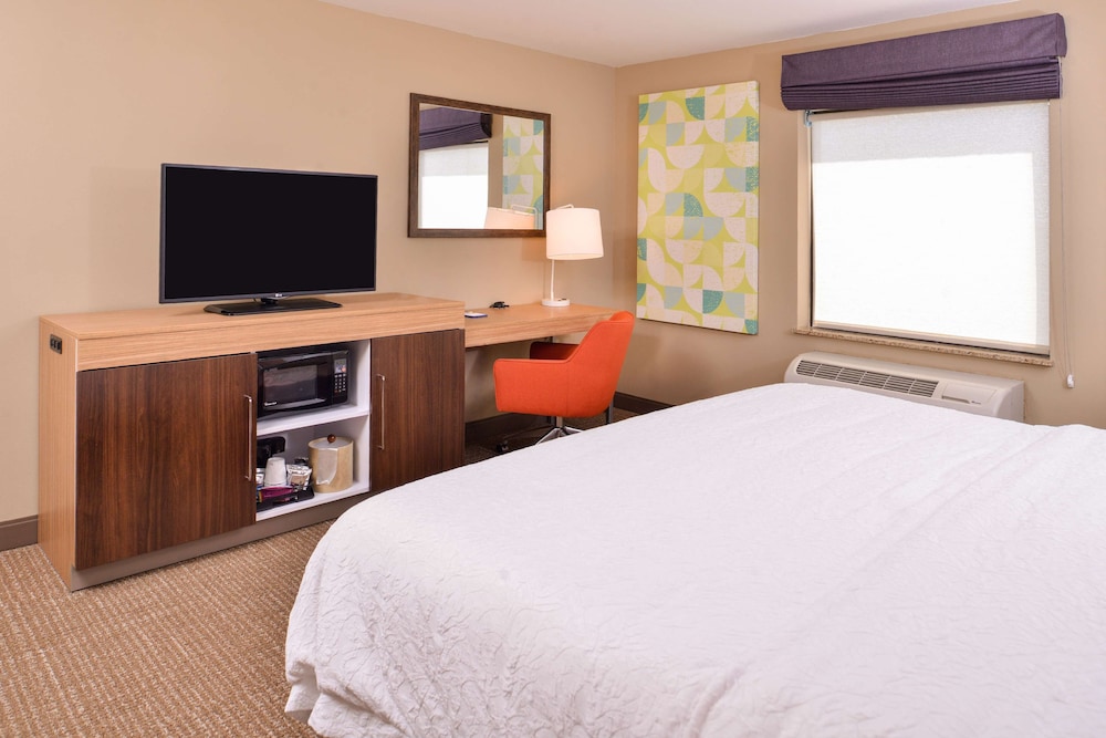 Hampton Inn York - photo 10