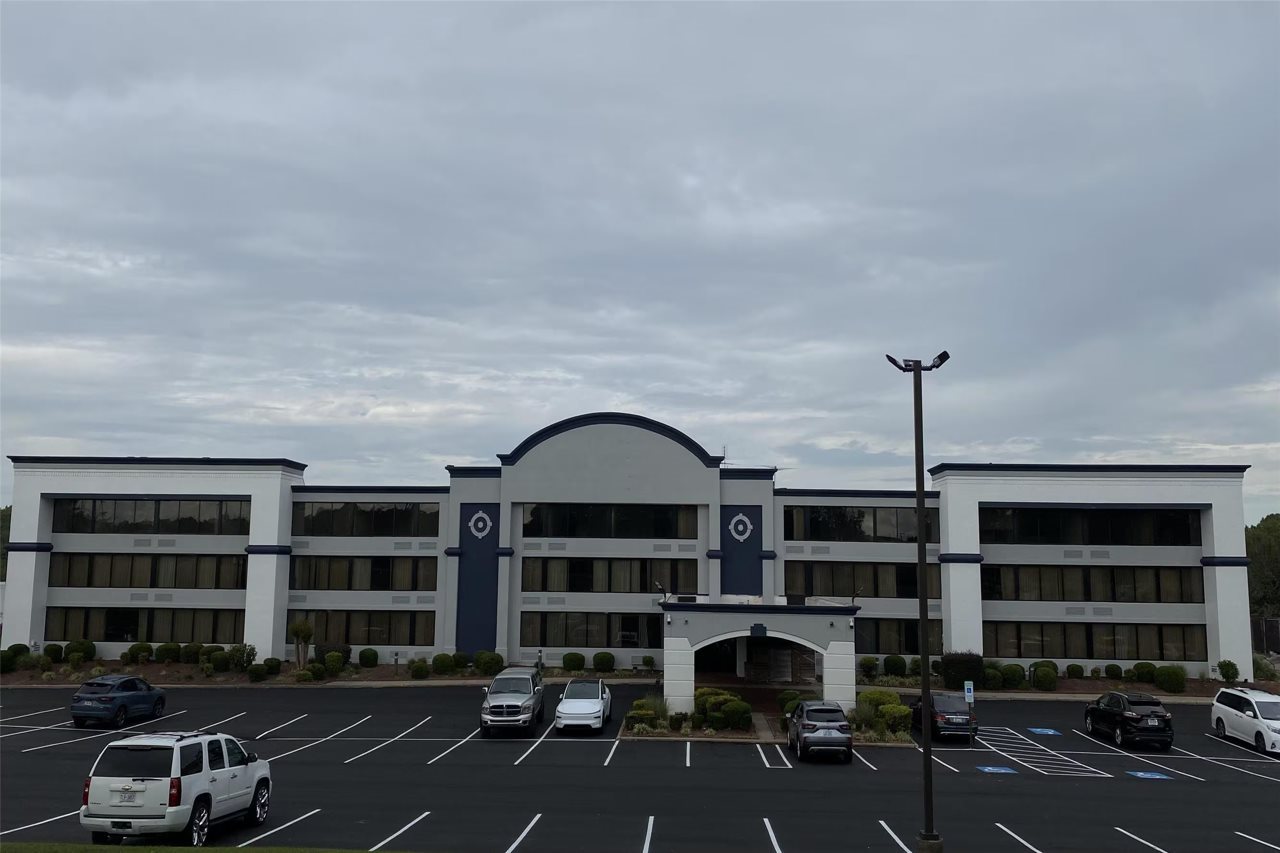 SureStay by Best Western Charlotte Matthews in Charlotte, United States