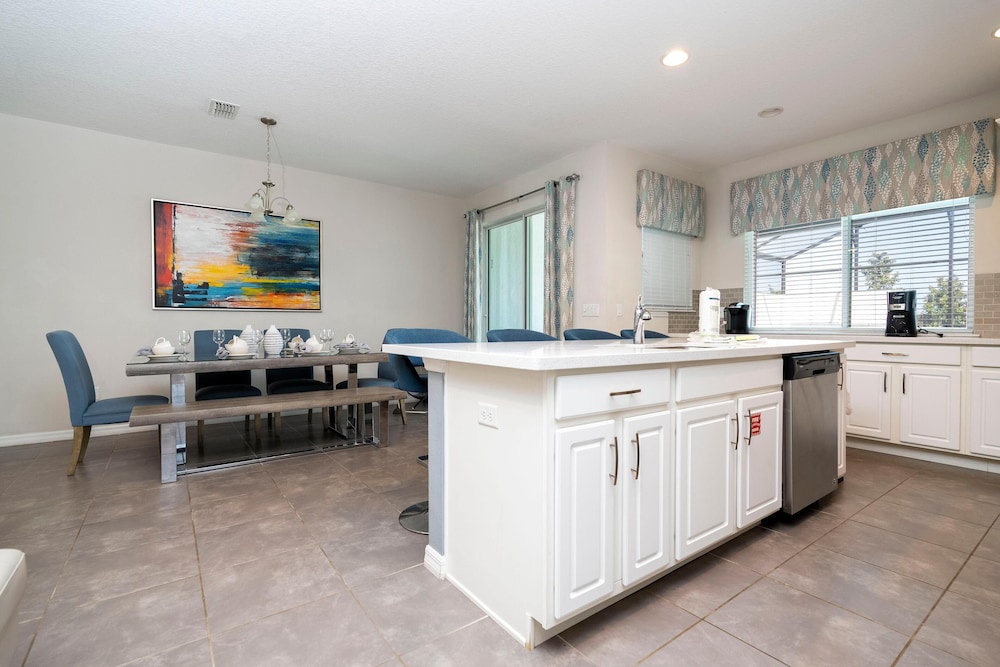1543 CP Opulent 4BR Townhome: Private Pool Solara Resort - photo 27
