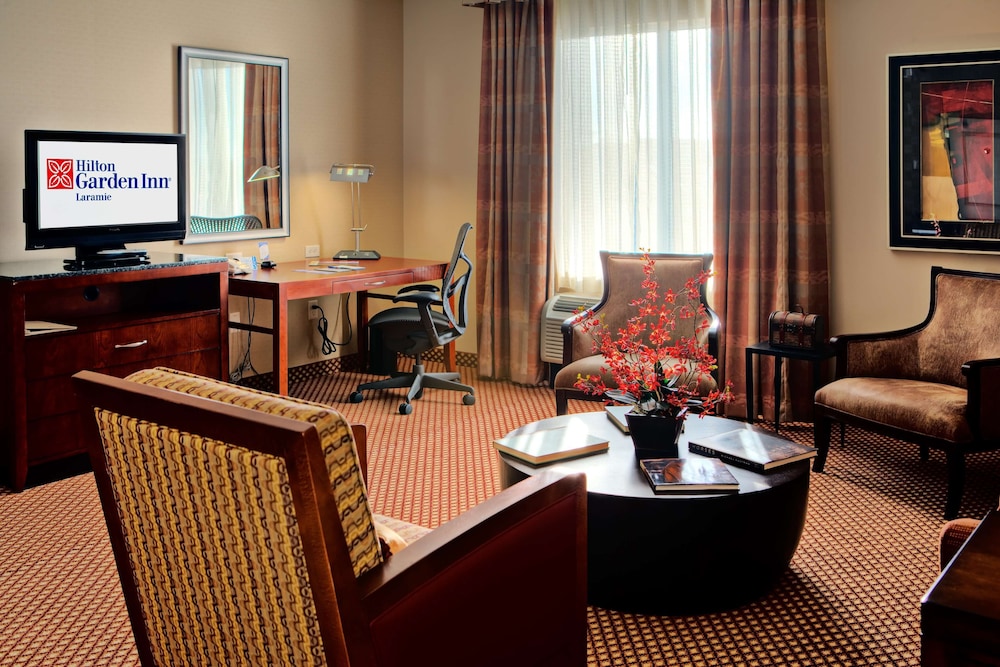 Hilton Garden Inn Laramie - photo 9