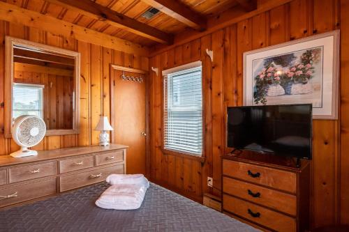 Lowe Tide by Oak Island Accommodations - photo 29