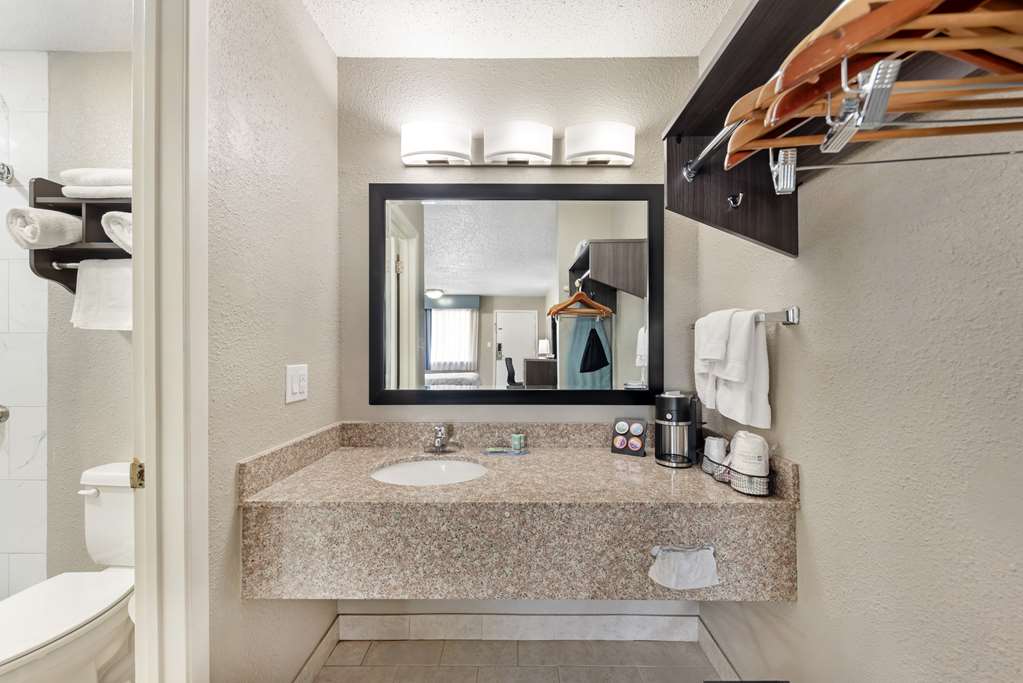 Best Western Post Oak Inn - photo 19