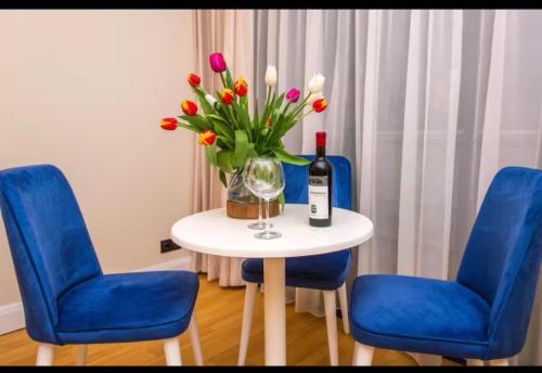 Apartment in Orbi City