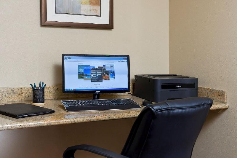 Sonesta Simply Suites Houston Brookhollow - photo 64